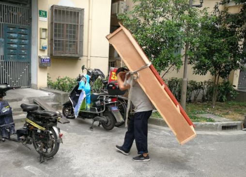 搬家入住前要注意邻里关系的相处(图1)